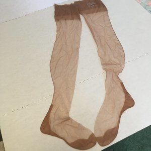 Vintage nylon stocking seamed back cuban heeled fashion wear nylons